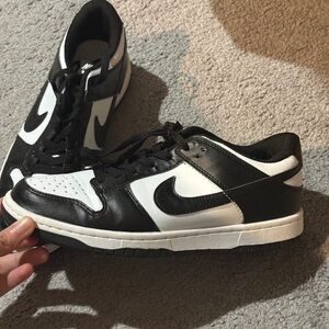 Black and White nike panda Sneakers